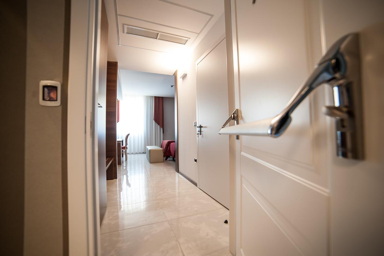 Family Center Hotel Atena Lucana Buitenkant foto